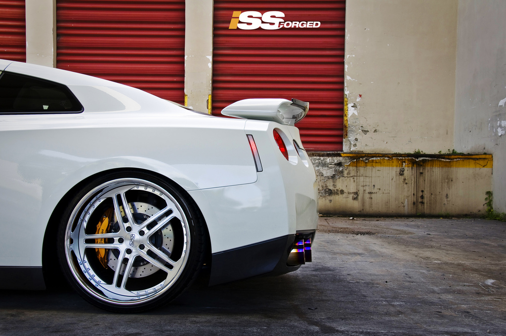 Nissan GTR w ISS Forged Wheels Fitment Friday
