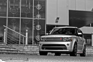 Project Kahn Range Rover Autobiography