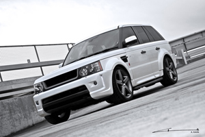 A. Kahn Design Cosworth RS300 Range Rover