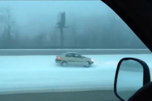 Friday Fail – Stupid Driver on Interstate 81 in Snow