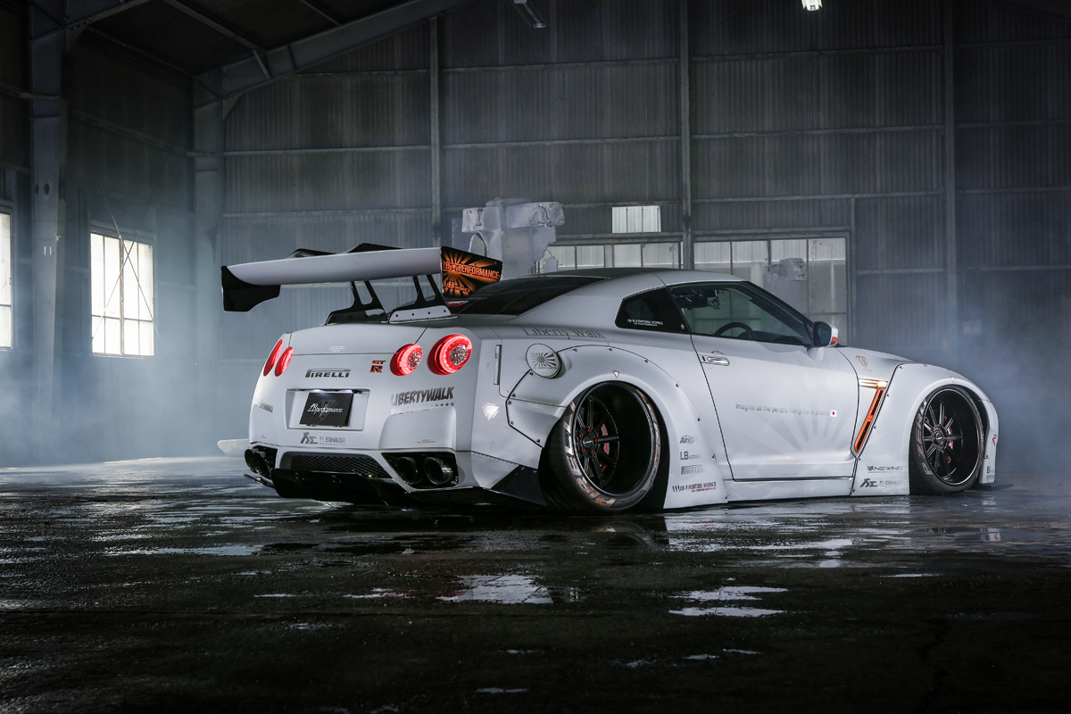 get wide in europe thanks to liberty walk s r35 gt r kits lb works aventador