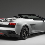 lamborghini-lp-570-4-spyder-performante-3