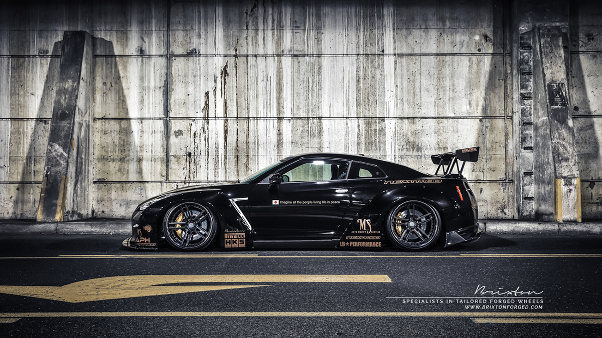 Featured Fitment: Liberty Walk GT-R w/ Brixton Forged Wheels